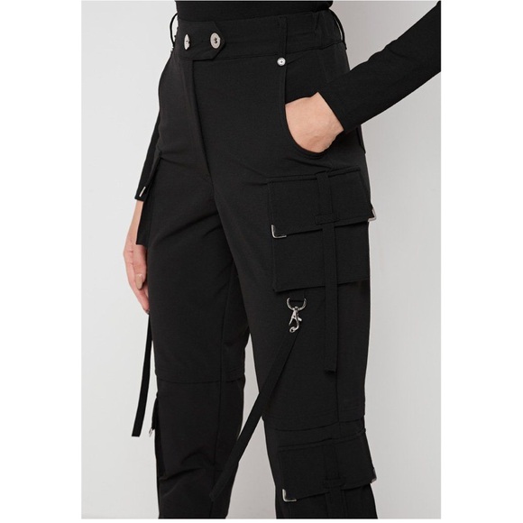 Maniere De Voir Black High-Rise Women’s Cargo Nylon Blend Utility Pants Size 6 - Picture 3 of 15